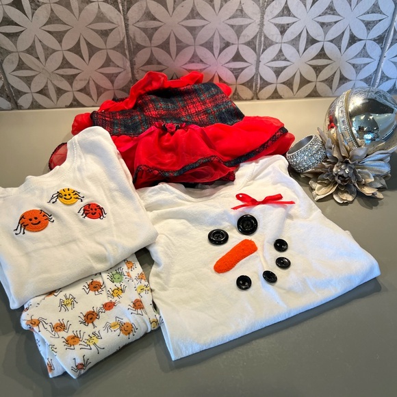 Festive Kids Pajama Set - Snowman and Ladybug Designs - Picture 1 of 6